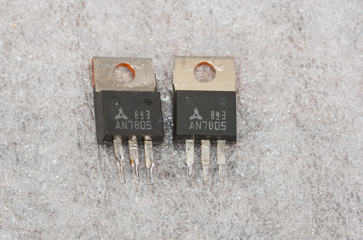 QTY 2 GENUINE MITSUBISHI LM7805 VOLTAGE REGULATOR IC's MADE IN