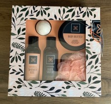 Coffret soin pour le corps Maxbrands NEUF