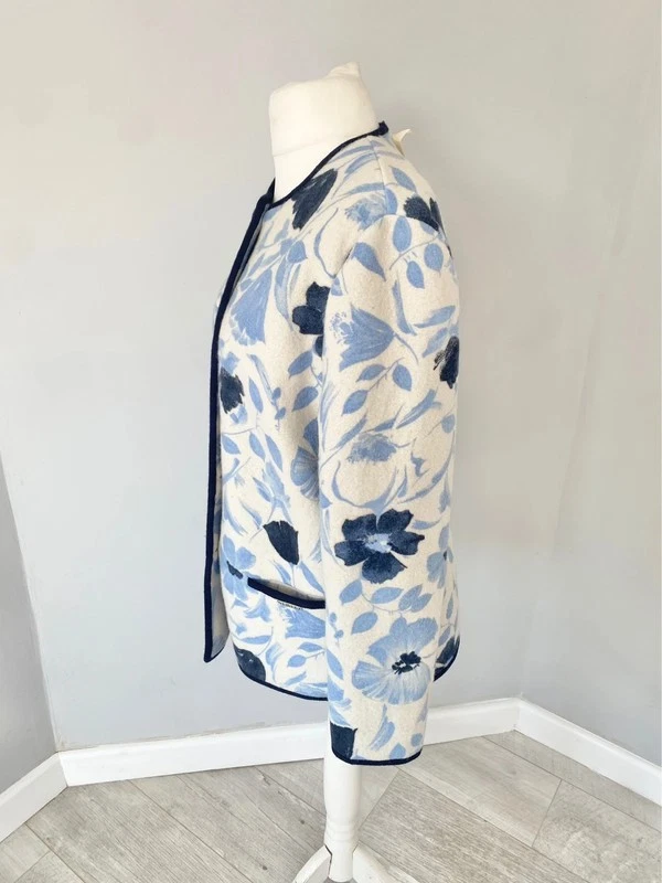 Geiger Austria Ladies Pure New Wool Floral Jacket Size 14 New with tags - Image 3 of 4