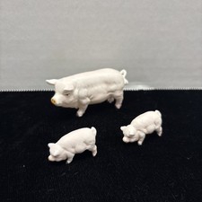 MINIATURE PORCELAIN PIG FAMILY FIGURINES MOM AND 2 BABIES