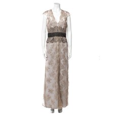 CAROLINA HERERRA | Lace Evening Gown | Neutral V-Neck Size 6 | AUTHENTICATED