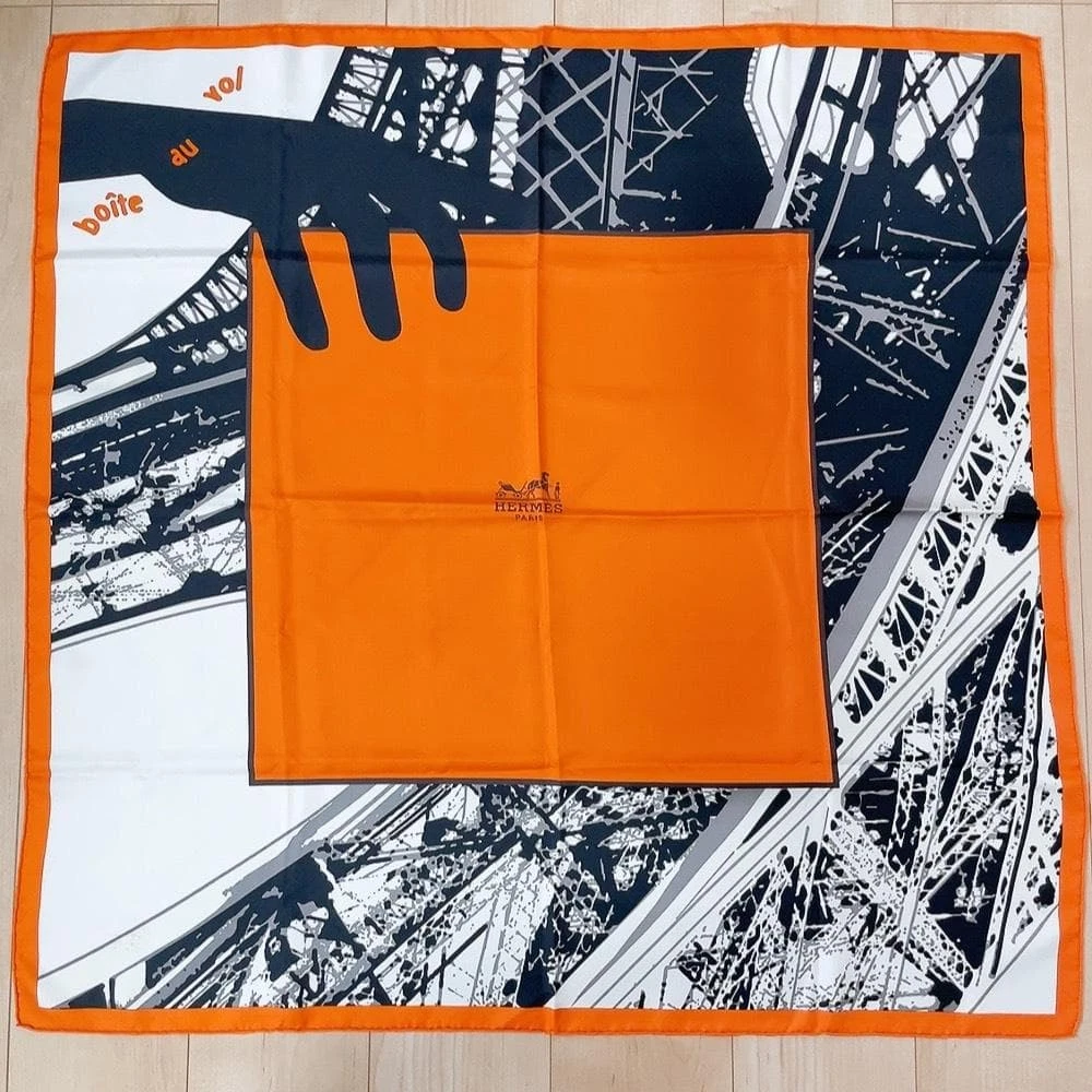 Hermes — Hermes Carre 90 Boite au Vol Silk Scarf Orange Rare Box Motif 35in SR1456