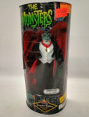 THE MUNSTERS Grandpa Herman Lily Exclusive Premiere Collector's