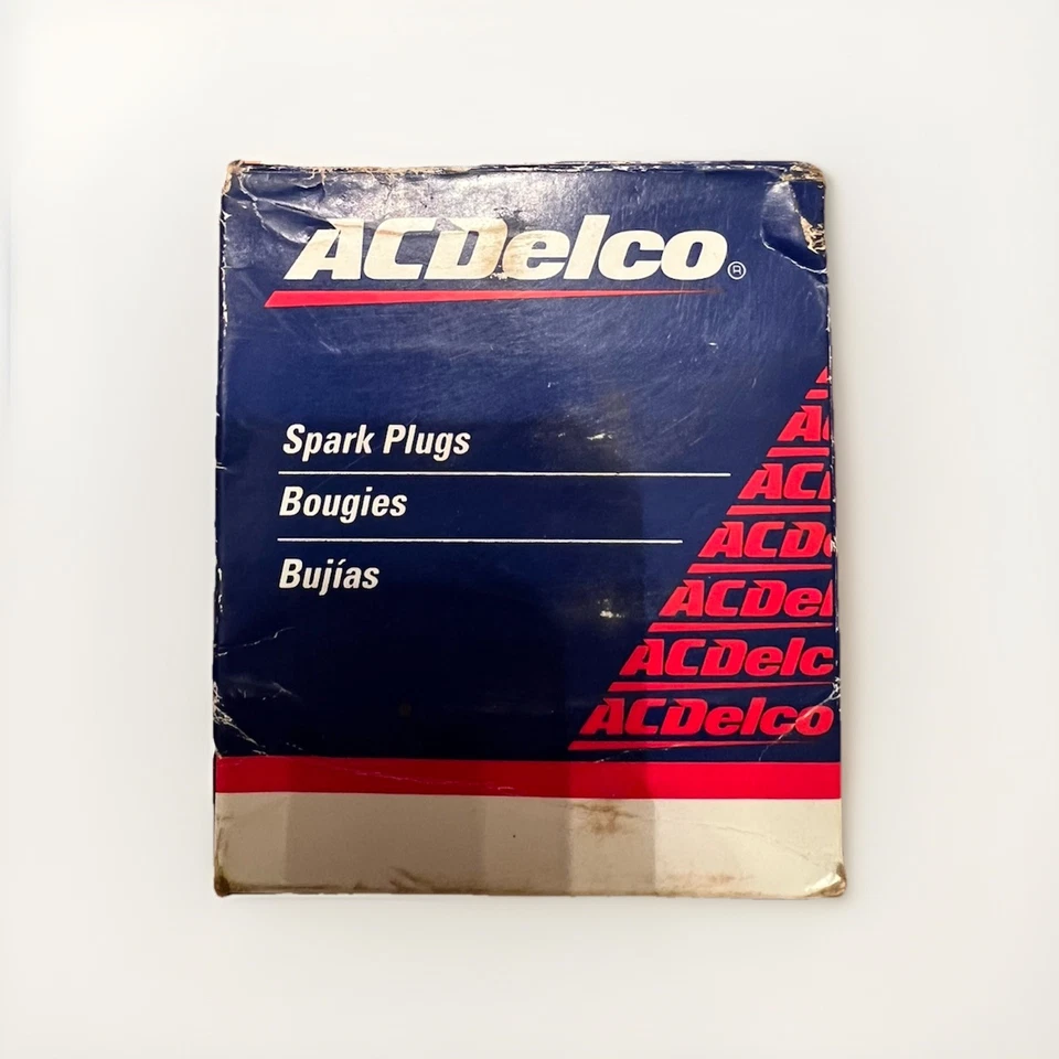 Juego de 4 bujías AC Delco nuevas en caja R43s pieza de caja abierta # 19310654 Foto 2 de 4