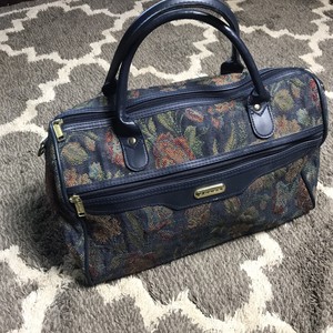 jaguar luggage blue