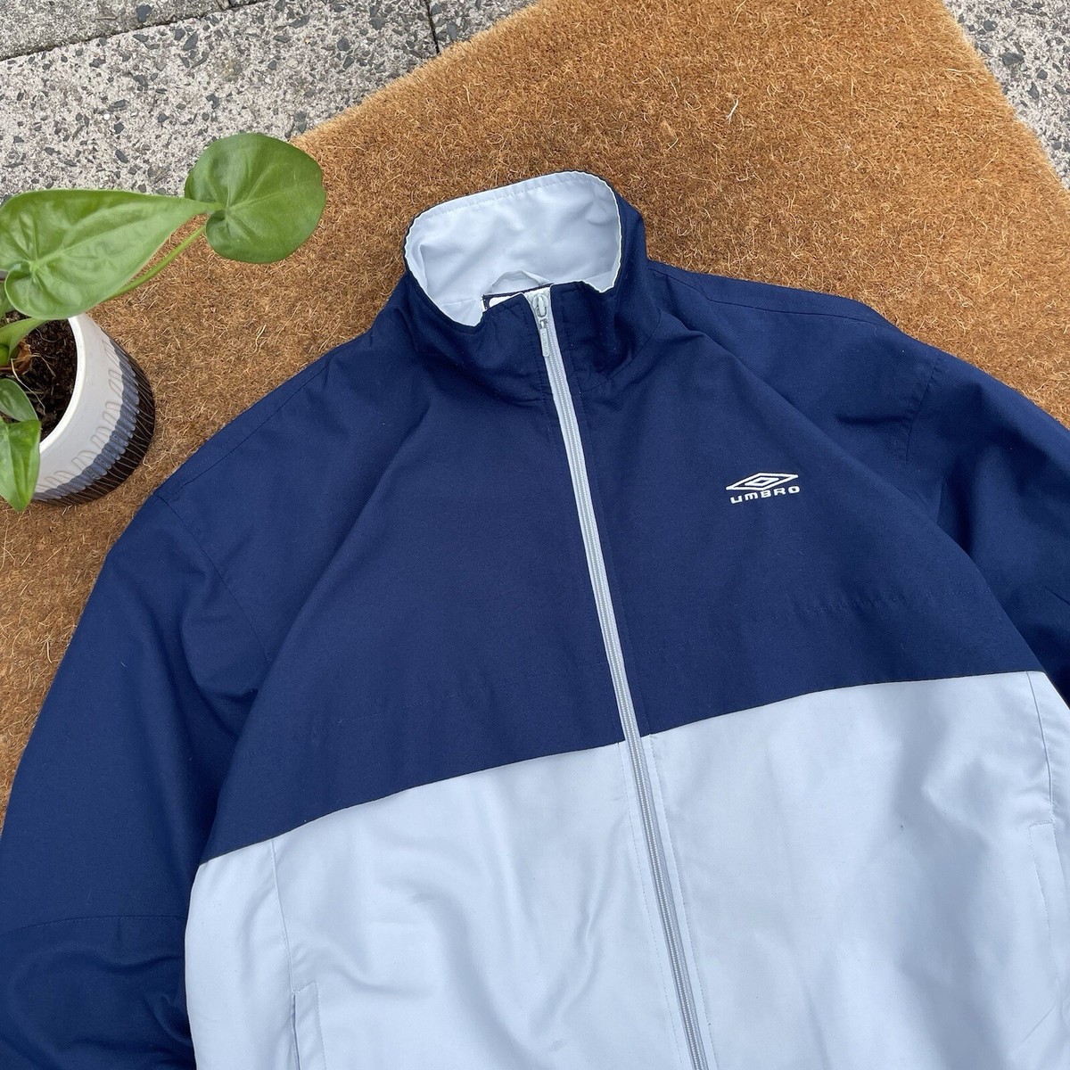 2000s Vintage UMBRO Track Jacket Large Navy Blue Lightweight 