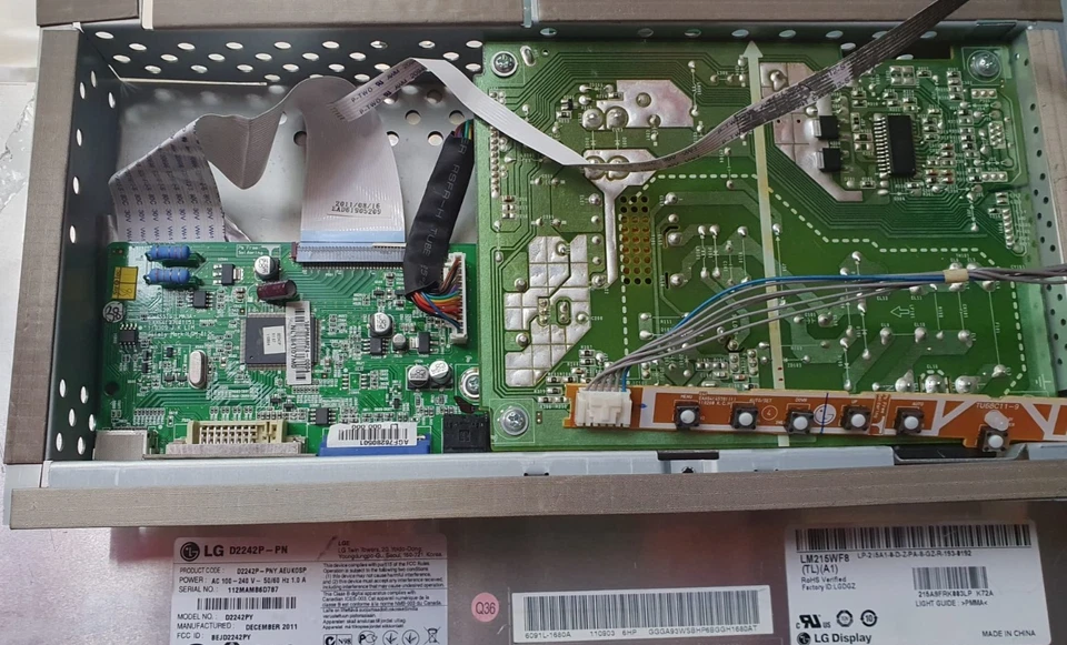 Netztelplatine/Mainbord LG Flatron D2242p (llm215wf8 TL A1) - Bild 3 von 4