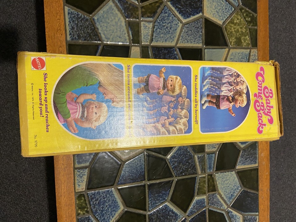 MATTEL 1976 Vintage BABY COME BACK doll + Original Box & Clothes