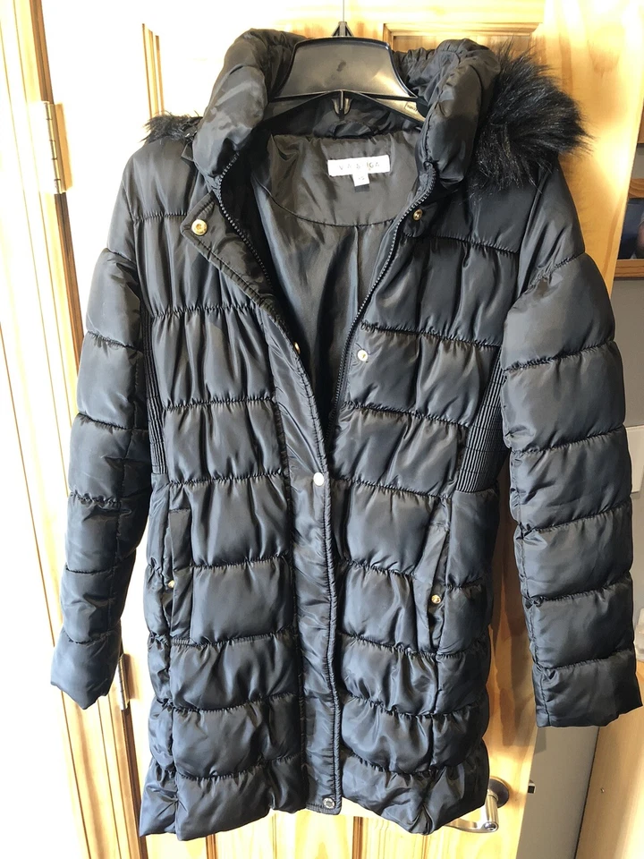 Abrigo acolchado acanalado cuello almohada negro Via Spiga para mujer XS Foto 3 de 4