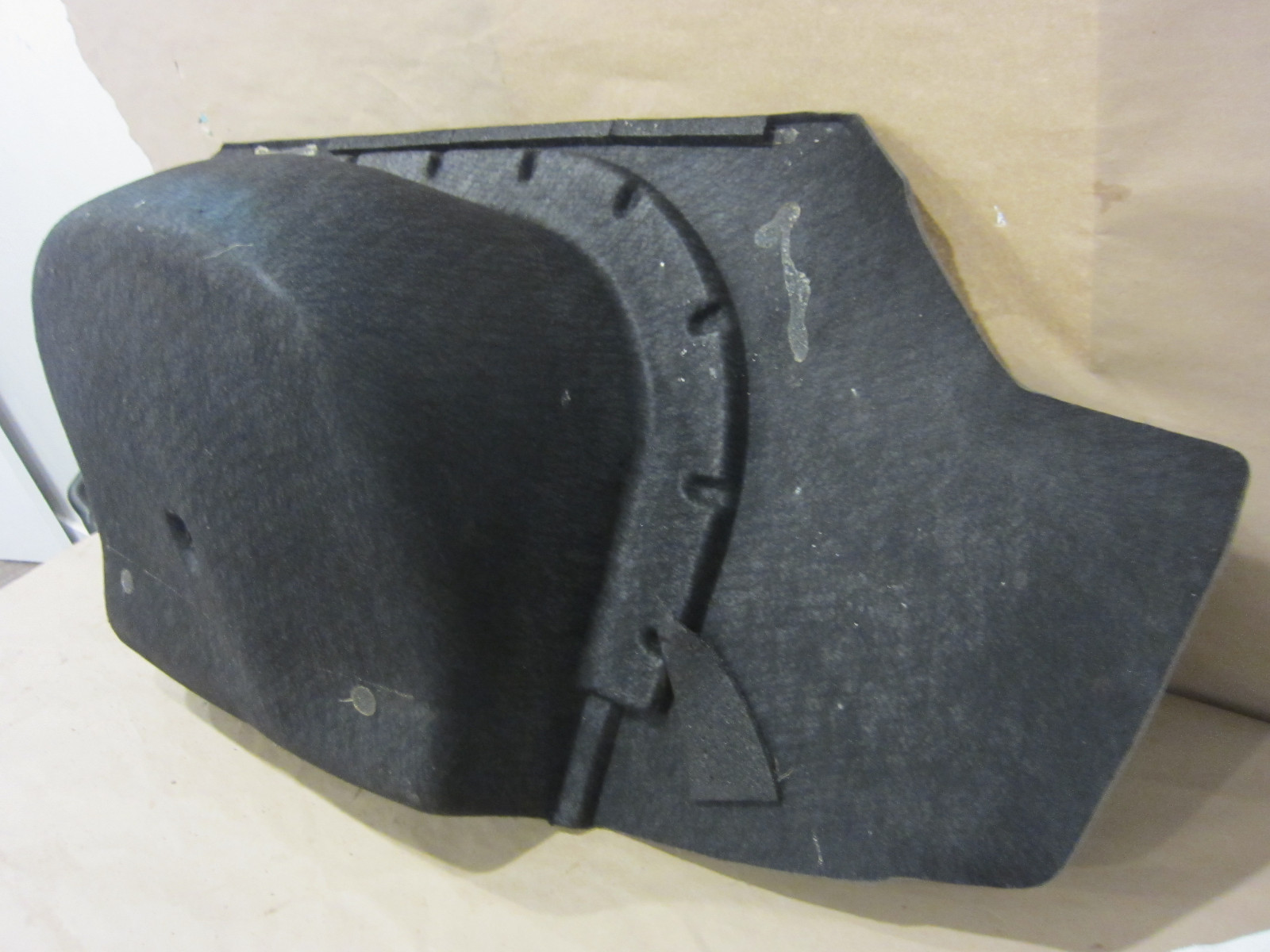 Maserati Spyder - Trunk Cover Carpet And Wheel Step/Spare Tire - Part# 66739700