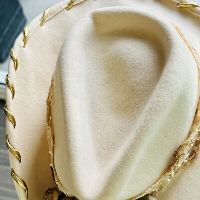Hooray Henri Wool Cream Off White Floral Ladies Hat Hooray Henri Vintage Wool Cream Off White Floral Ladies Hat  main image 4
