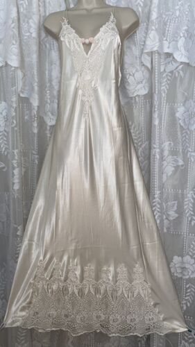 Flora by Flora Nikrooz Satin Diva Cami Ivory Size Large T8883 | eBay
