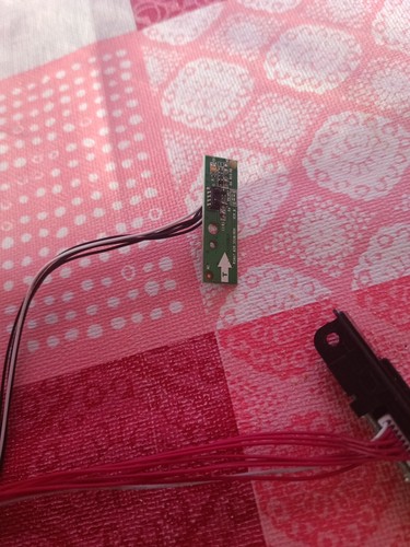 Set Sensor INFRARROJO Botonera Tv Hisense LHD32D33EU RSAG7.820.5538 - Imagen 2 de 6