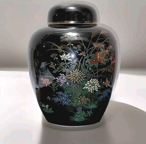Andrea by Sadek Floral Ginger Jar 6" Urn with Lid - Vtg Designs Black Gold Japan