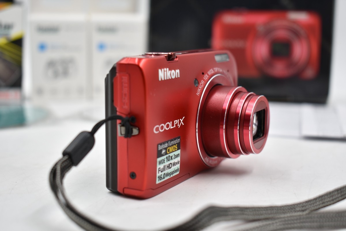 Nikon COOLPIX S6300 16.0MP Digital Camera Red Complete - FULLY