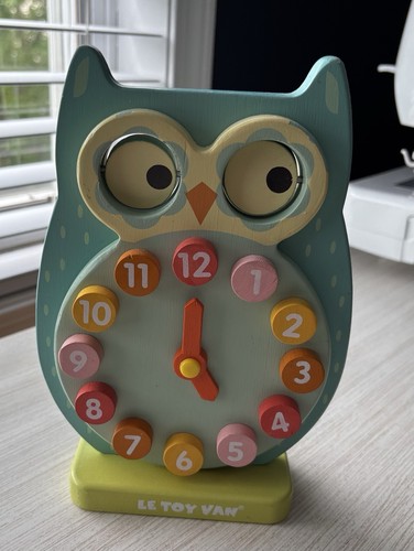 Le Toy Van Wooden Owl Clock Hand Painted Learn Time Kids Circo Decor Nursery