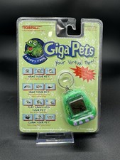 1997 Giga Pets Floppy Frog! Real Sounds! Rare! Sealed!