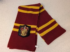 Harry Potter Gryffindor Knit Scarf Hogwarts House Crest Patch One Size