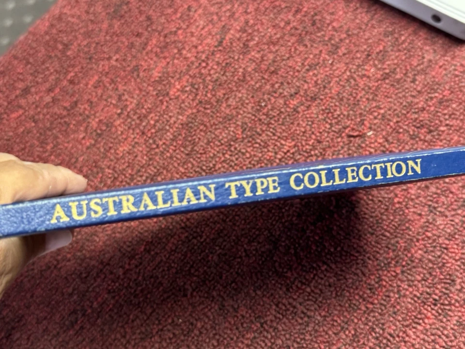 ** AUSTRALIA TYPE COLLECTION WHITMAN ALBUM EMPTY FOR COLLECTOR ** - Image 2 of 4