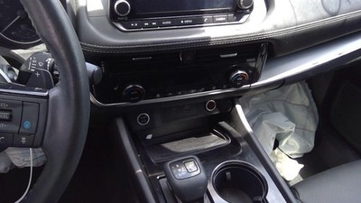 Used A/C Selector Switch fits: 2023 Nissan Rogue front US built ID 27500-6RR0D G