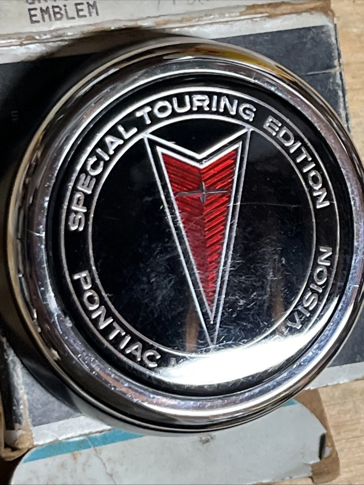 Pontiac 6000 STE 1989-1991 Nuevo de Lote Antiguo Tapa de Maletero Bloqueo Cubierta Edición Especial Touring GM  Foto 3 de 4