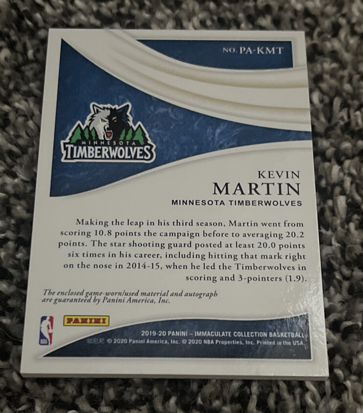2019-20 Immaculate Logoman AUTO KEVIN MARTIN GAME USED LOGOMAN PATCH 1/3 view 2