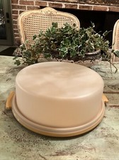 Vintage Tupperware Pie Cake Keeper Carrier 719-1 Harvest Gold with Lid 10" D