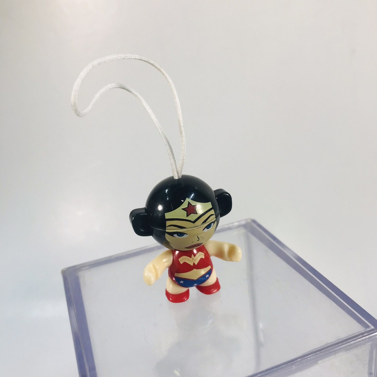 DC Comics Kinder Surprise Twistheads Wonder Woman Bag Phone Charm