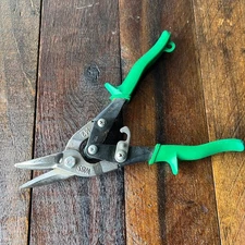 Wiss M2 Right-Cut Aviation Snips Metal Shears (USA)