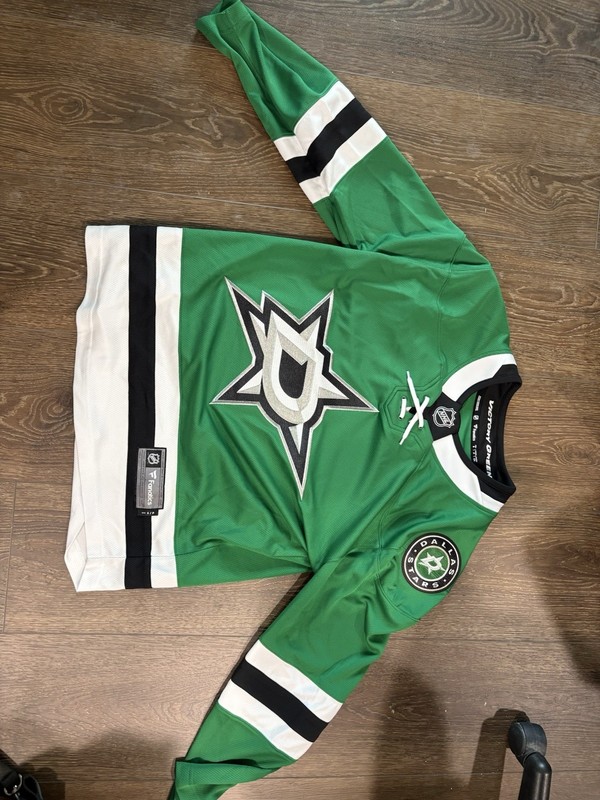 dallas stars jersey small