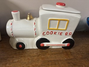 スポード　TRAIN STATION クッキージャー　陶器製 Train Cookie Jar | eBay