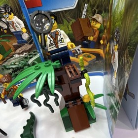 LEGO City Jungle 60157 Box Instructions Minifigures 88 Pieces