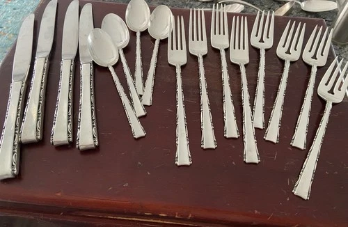 480 Grams Sterling Silver + 294 Grams * Vintage Flatware