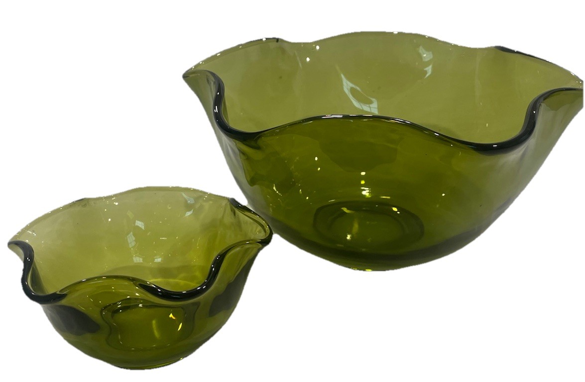 Retro Green Avocado Olive Glass Chip and Dip Bowl Set with Wavy Rim by Indiana Glass  
