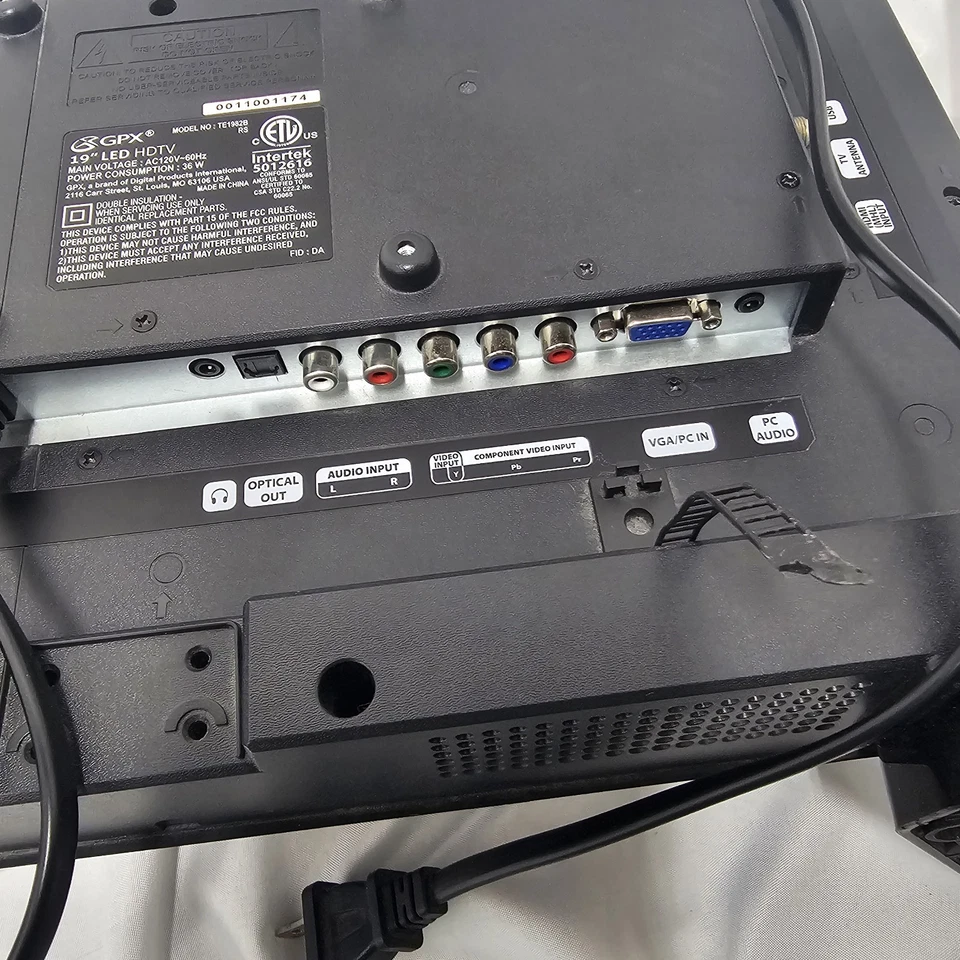 GPX TE1982B 19" LED HDTV TV Monitor HDMI VGA Tested Works No Stand - Image 4 of 4