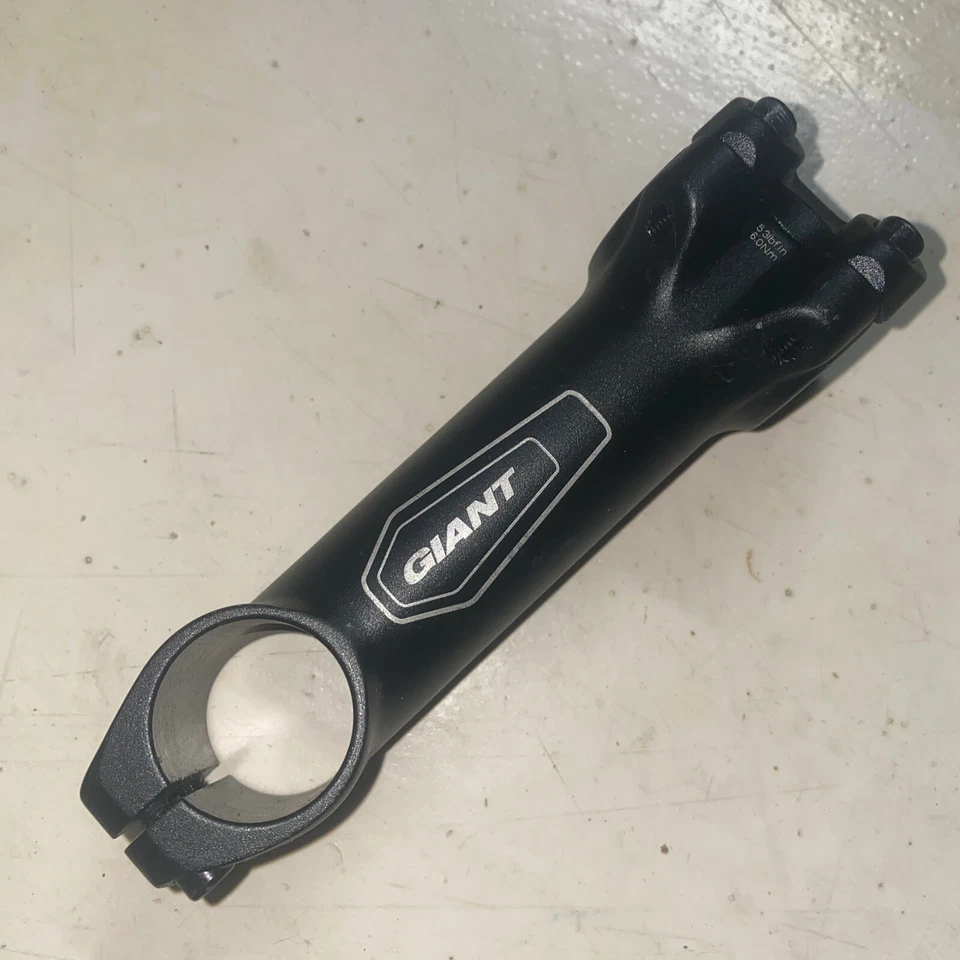 Giant bike stem 110mm +/- 6 degree 1 1/8” 31.8 mm black threadless Road MTB - Image 4 of 4