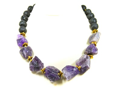 Halskette aus Edelstein Lava und Amethyst-Roh-Steine in Form von Nuggets