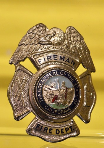 vintage california fireman fire department badge lot 33