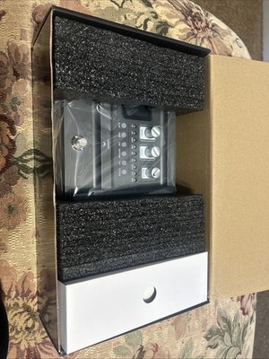 Flamma Portable Multi-Effects Processor Guitar Pedal FX100 New Open Box