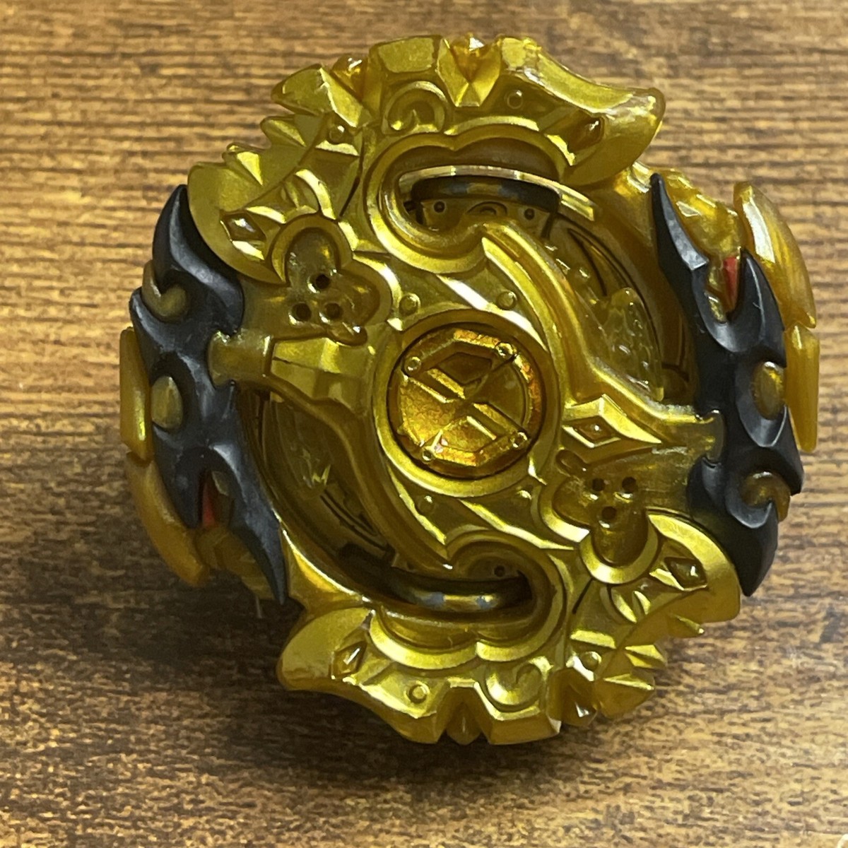 Spriggan Requiem 0 Zeta B-00 Gold Axe Beyblade Burst God Takara