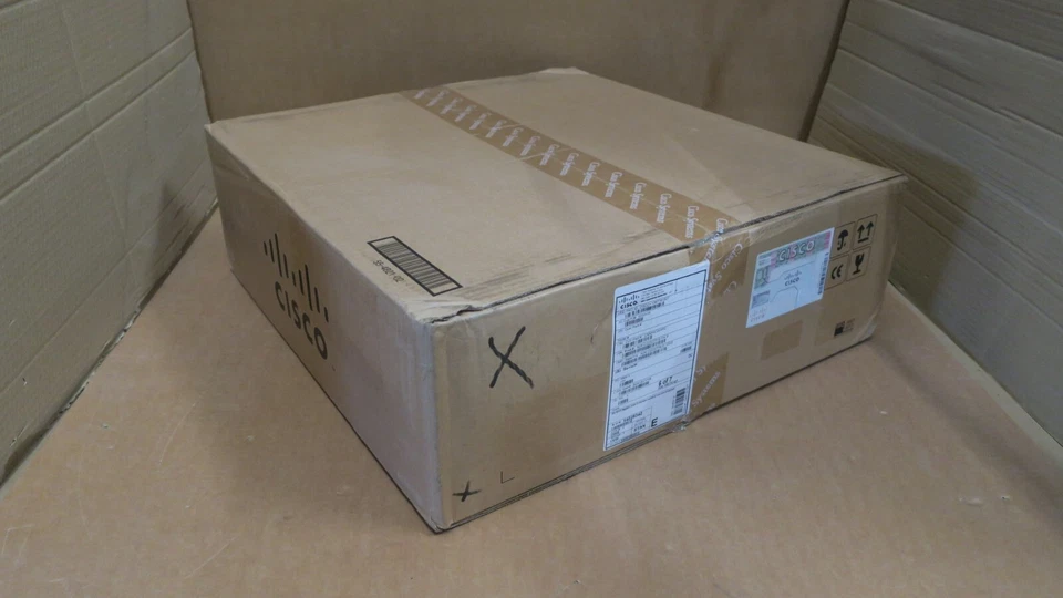 NEW CISCO Nexus N2K-C2232TM-E-10GE 32 Port Fabric Extender 8 SFP+ N2K-M2800P - Image 4 of 4