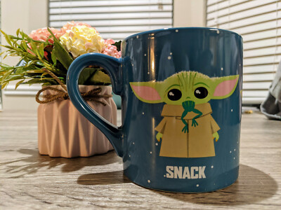 Disney Star Wars The Mandalorian The Child Protect Attack Snack 14oz Ceramic Mug