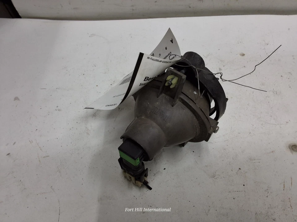 12 13 14 15 别克 Verano 雪佛兰科迈罗前雾灯组件 原始设备制造商 — 第 4/4 张图片