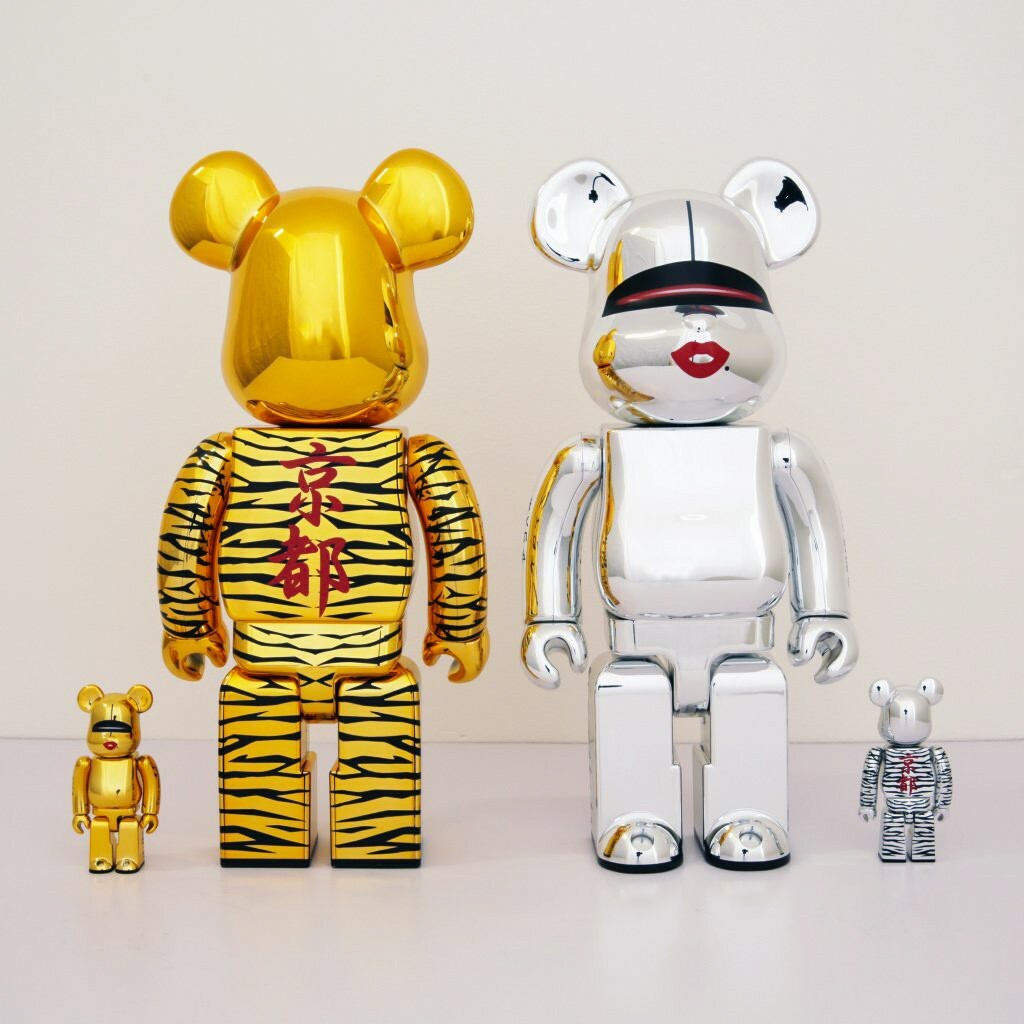 MEDICOM TOY - BE@RBRICK SORAYAMA × 2G GOLD&amp;SILVER MEDICOM TOY - BE@RBRICK SORAYAMA × 2G SILVER Ver. 100％ & 400％