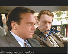 TOM ARNOLD HAND SIGNED AUTHENTIC 'TRUE LIES' 8X10 PHOTO w/COA COMEDIAN ACTOR