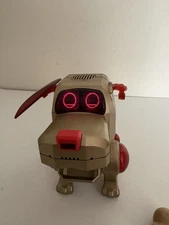 Tiger Electronics Poo-chi Interactive Robot Dog Gold Red Missing Tail Ear READ
