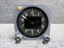 9D-80130-32 Innovative Solutions Air Data Display Unit w Mods (28V)