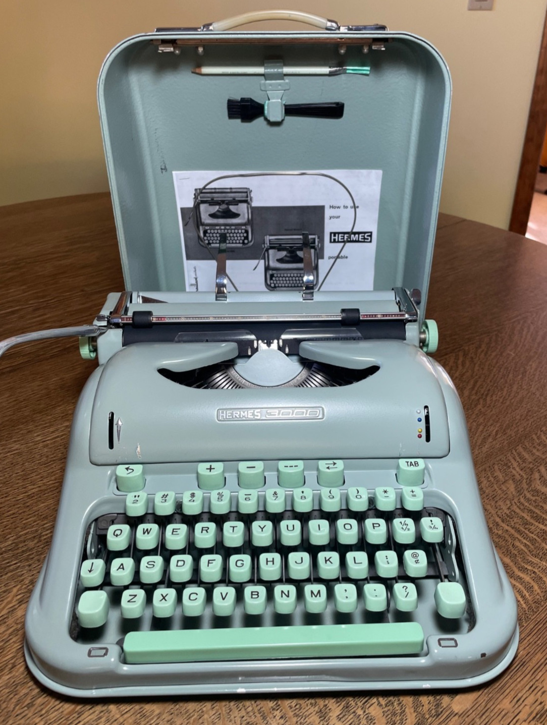 1963 Hermes 3000 Typewriter Petit Pica Font!! Excellent Condition!! New Platen!!