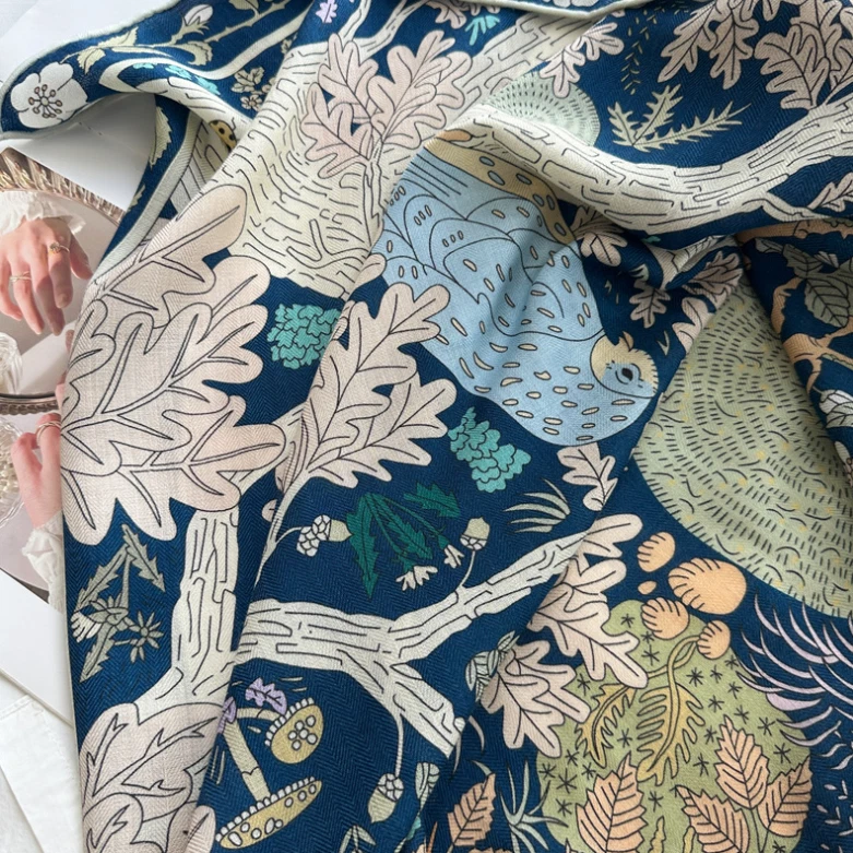 70% Cashmere 30% Silk Wrap Scarf Forest bird Print Double Face Print Shawl 53'' - Image 4 of 4