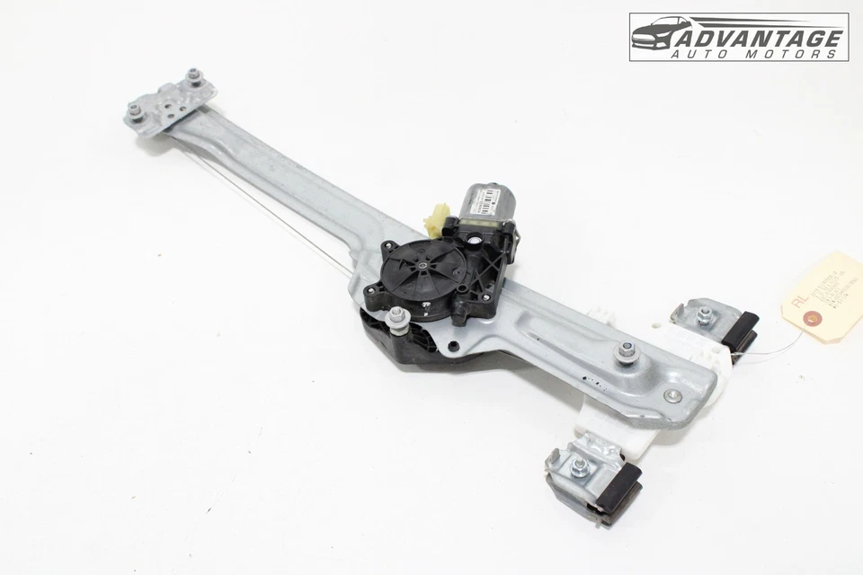 Chevrolet Silverado 1500 LD 2019 puerta trasera izquierda ventana regulador y motor OEM Foto 2 de 4